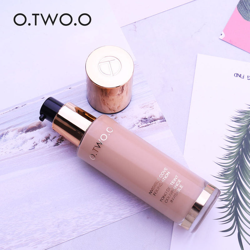 O.TWO.O Base facial líquida de alta cobertura 