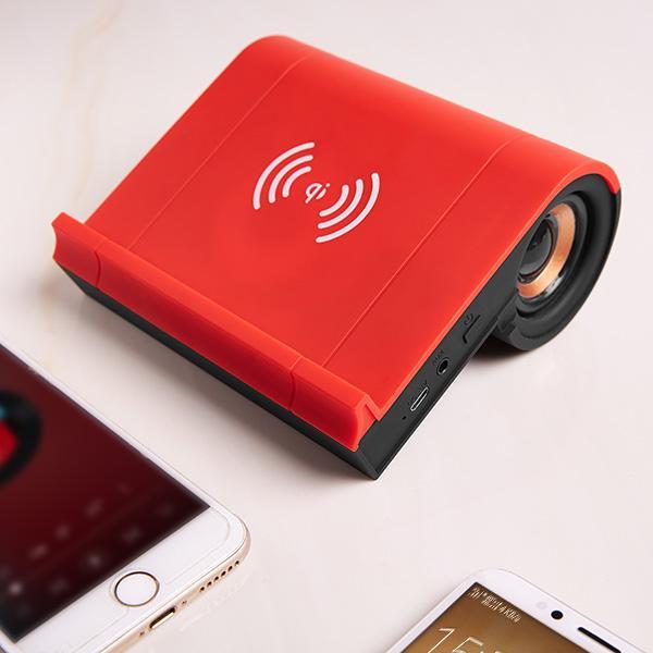 Cargador inalámbrico para celular con altavoz Bluetooth